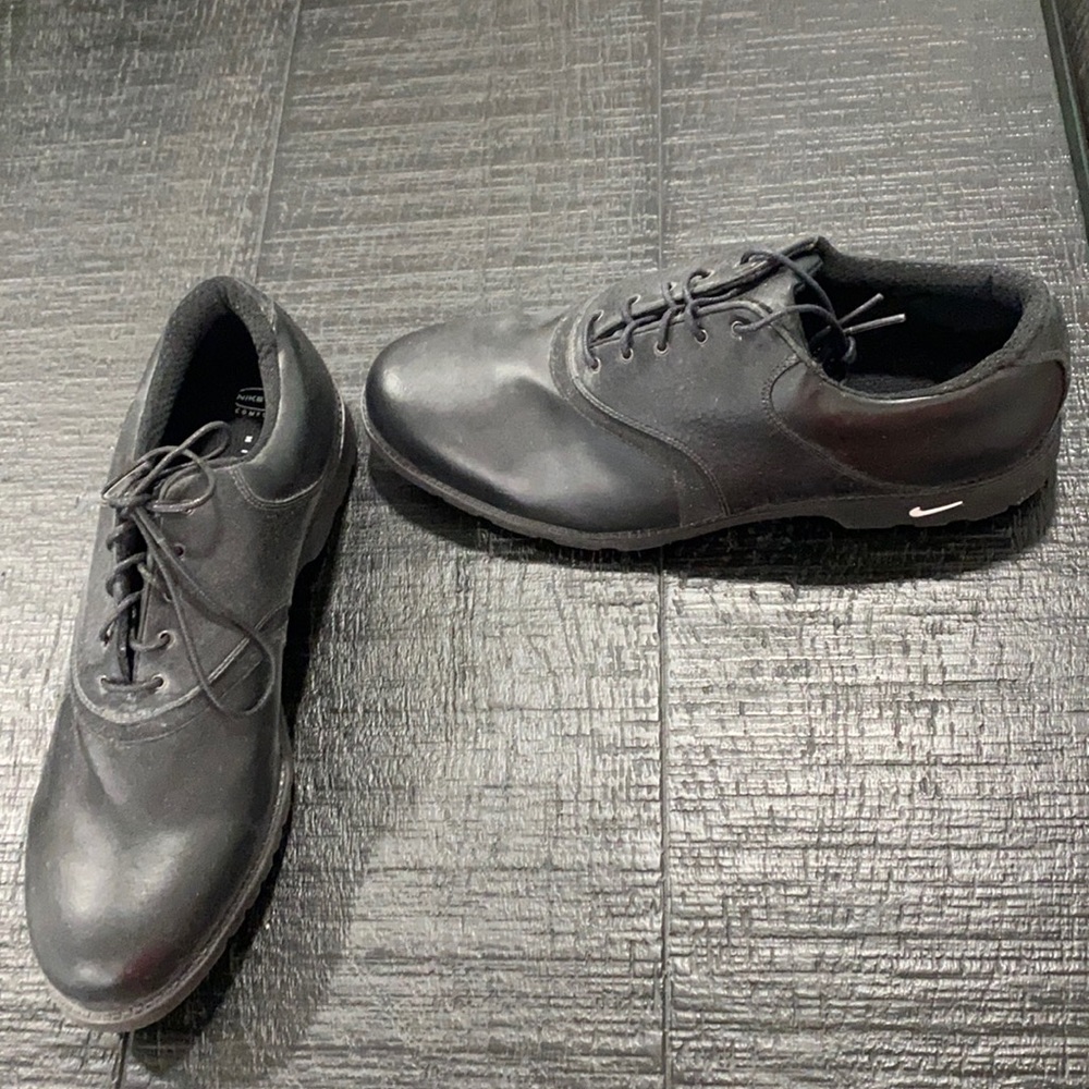 Brand New Nike Men’s Golf shoes